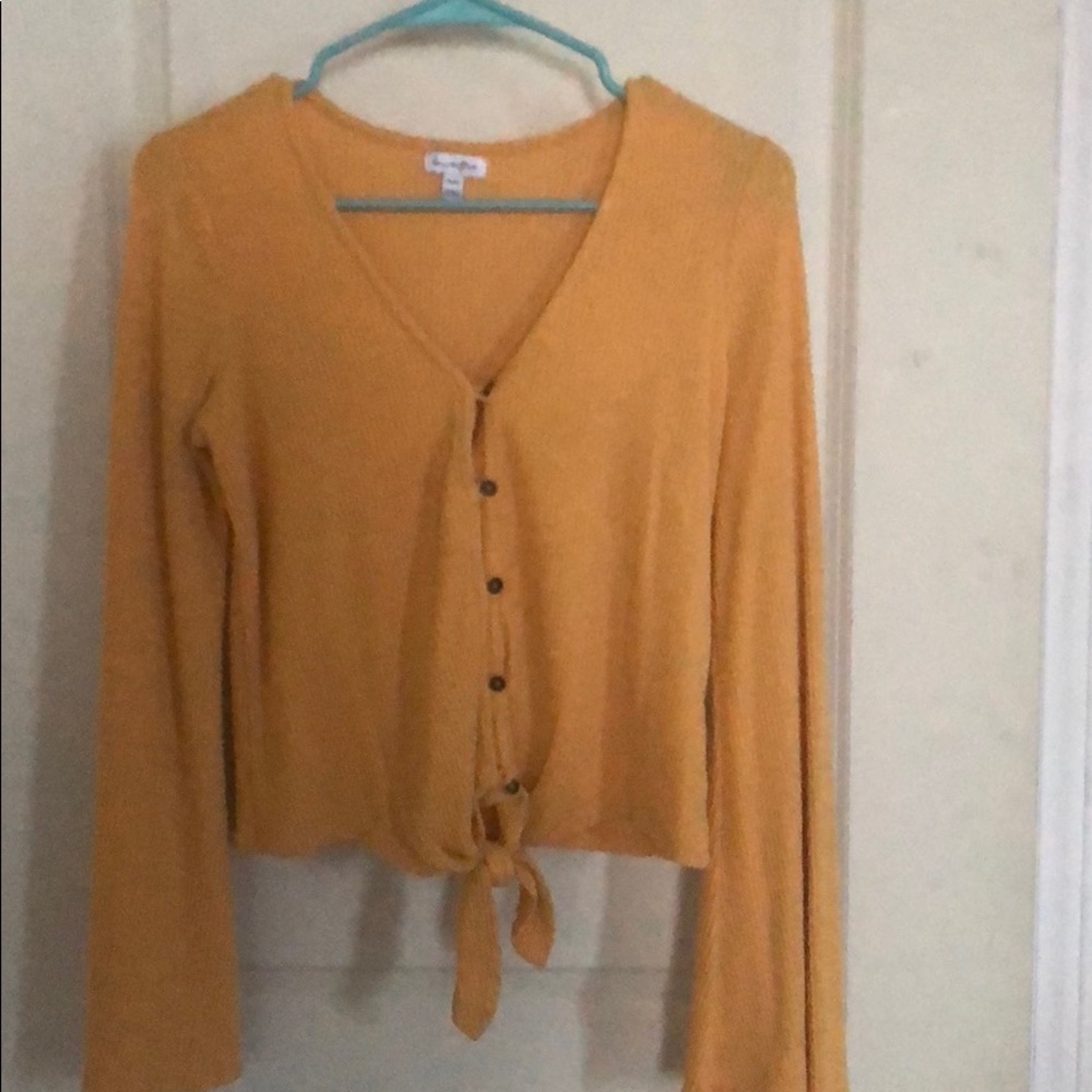 Long sleeve button up